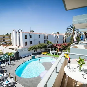 https://apartamentos-nara.in-canary-islands.com